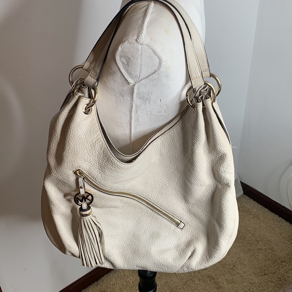 Michael Michael Kors Bone Color Pebble Leather Hobo Bag LP4256